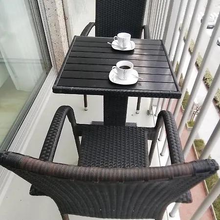 Santhooft B , Bus 514 Bad Apartment Nieuwpoort